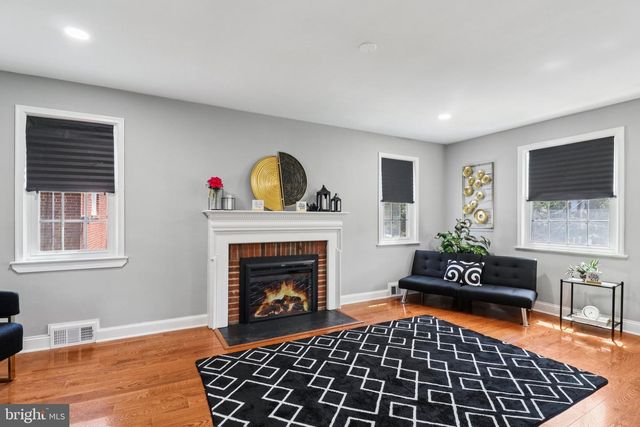 3346 PENNSYLVANIA AVE SE, Washington, DC 20020