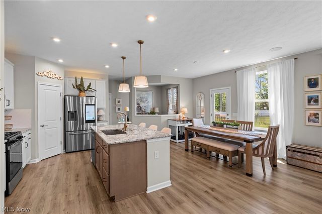 35074 Bald Eagle Lane, Willoughby, OH 44094