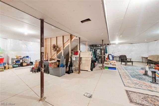 35074 Bald Eagle Lane, Willoughby, OH 44094