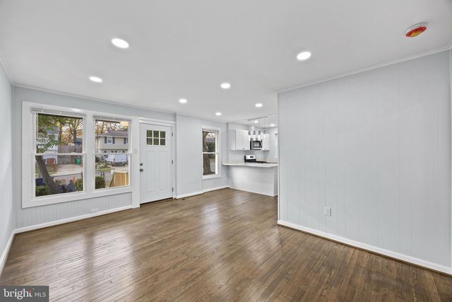 8135 ALLENDALE DR, Landover, MD 20785