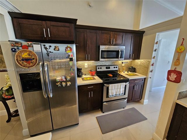 4523 NW 98th Ave 4523, Doral, FL 33178