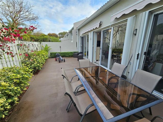 4523 NW 98th Ave 4523, Doral, FL 33178