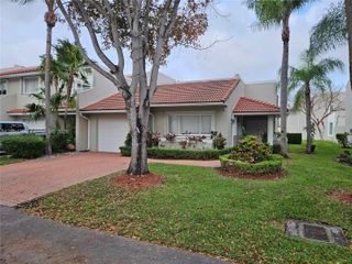 4523 NW 98th Ave 4523, Doral, FL 33178