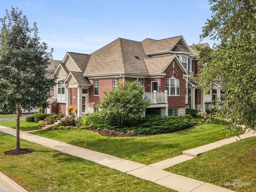 2533 Dunraven Avenue, Naperville, IL 60540 — photo 2
