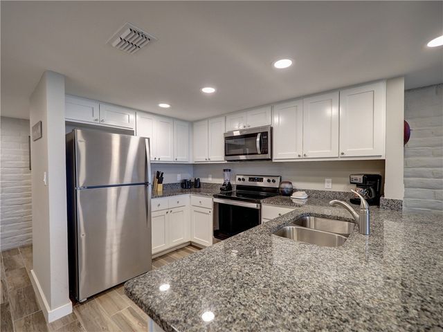 1419 S 11th St 118, Port Aransas, TX 78373