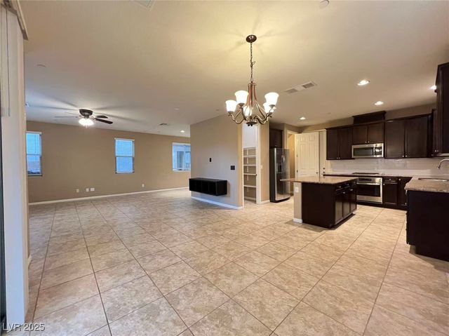 1422 Ozzie Smith Avenue, Henderson, NV 89074