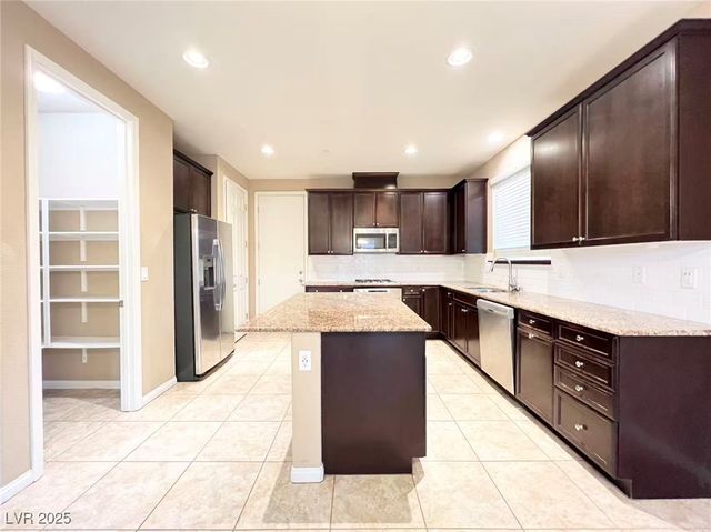 1422 Ozzie Smith Avenue, Henderson, NV 89074