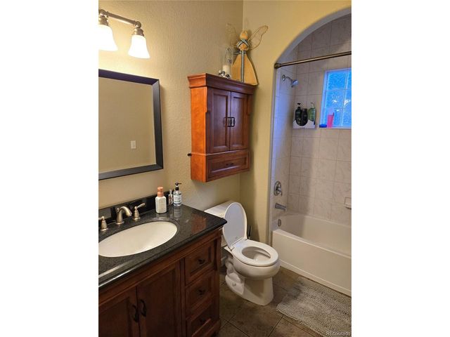 11820 E 118th Ave, Henderson, CO 80640