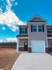 1328 Roadstead Lane, Spartanburg, SC 29306