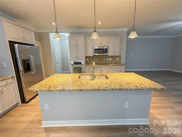 6930 Royce Court, Charlotte, NC 28277