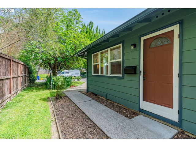 -1 Se 19TH Ave, Portland, OR 97202