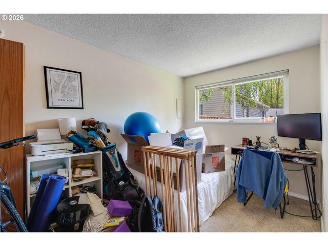 -1 Se 19TH Ave, Portland, OR 97202