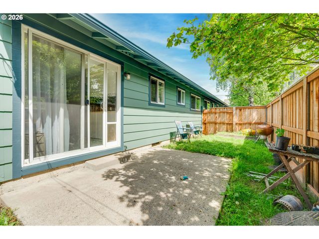-1 Se 19TH Ave, Portland, OR 97202