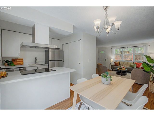 -1 Se 19TH Ave, Portland, OR 97202