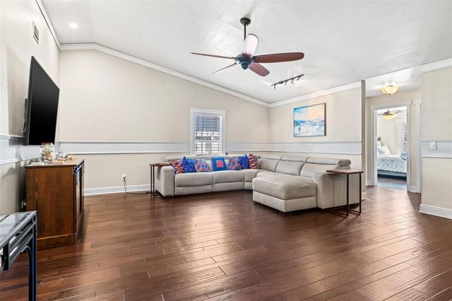 6701 LEEWARD ISLE WAY, Tampa, FL 33615