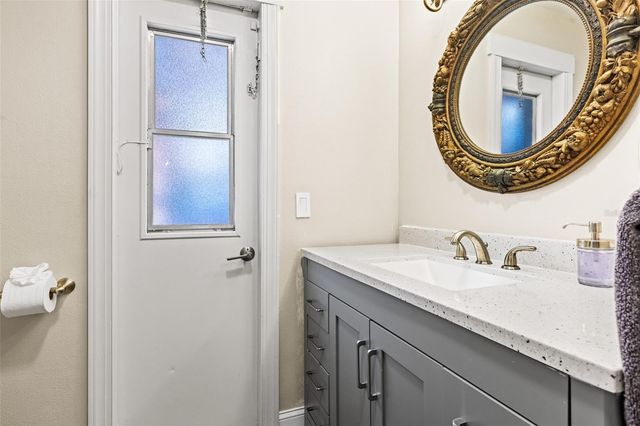 6701 LEEWARD ISLE WAY, Tampa, FL 33615