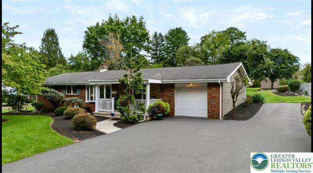1773 Reading Drive, Bethlehem City, PA 18015
