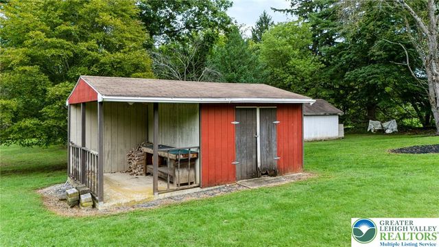1773 Reading Drive, Bethlehem City, PA 18015