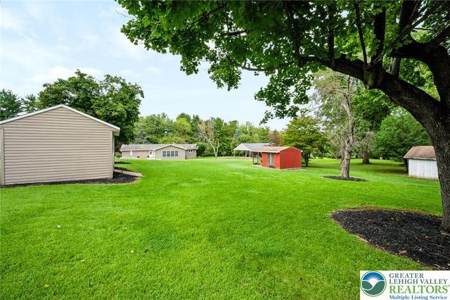 1773 Reading Drive, Bethlehem City, PA 18015