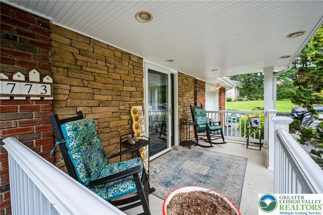 1773 Reading Drive, Bethlehem City, PA 18015