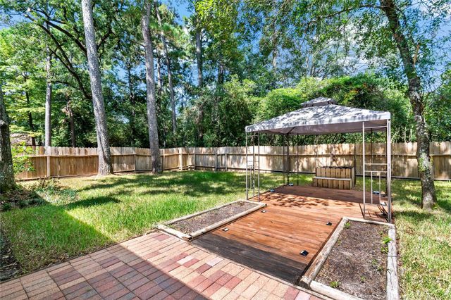 9 Brentwood Oaks Court, Spring, TX 77381