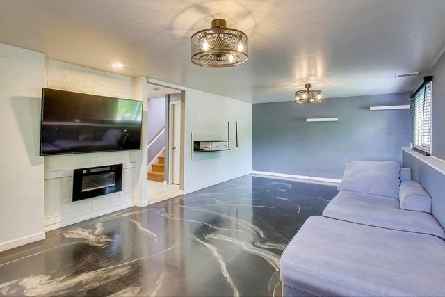 257 Bryant Way, Bolingbrook, IL 60440