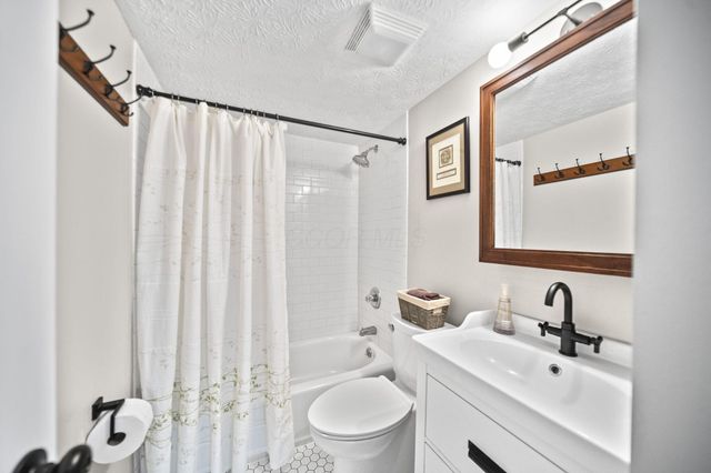 3042 Dorris Avenue, Columbus, OH 43202