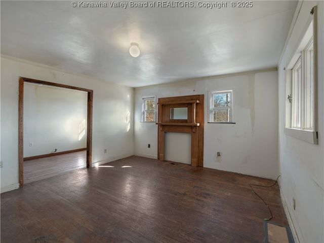 1302 Adele Street, Charleston, WV 25302