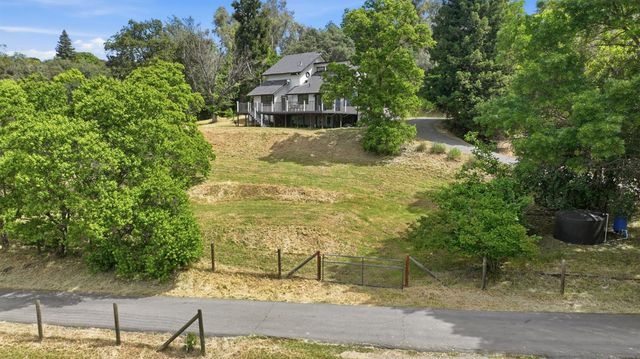 5726 Butler Rd, Penryn, CA 95663