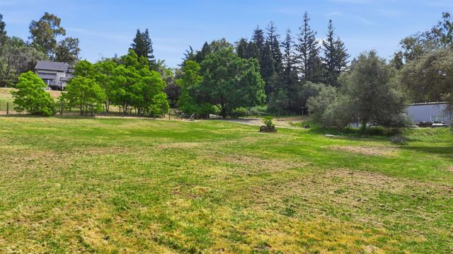 5726 Butler Rd, Penryn, CA 95663