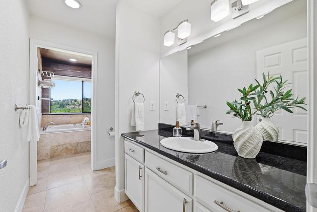 5726 Butler Rd, Penryn, CA 95663