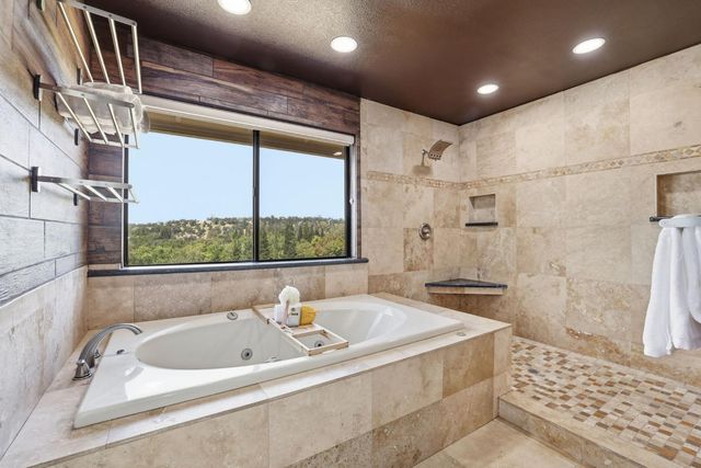 5726 Butler Rd, Penryn, CA 95663