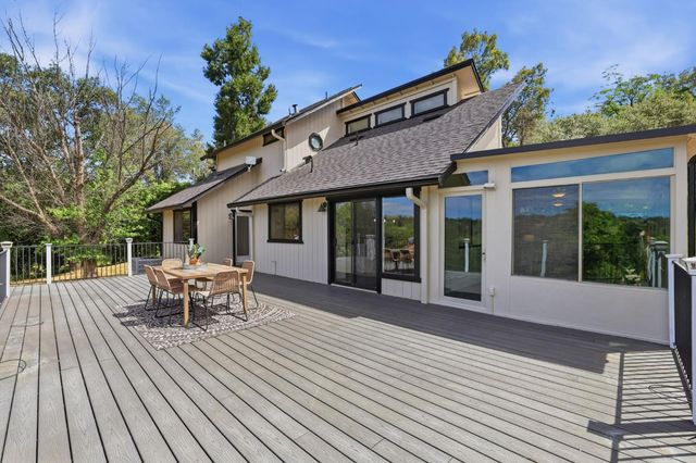 5726 Butler Rd, Penryn, CA 95663