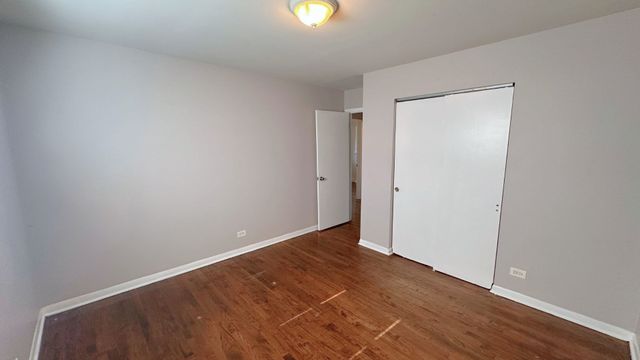 1425 Kasten Drive, Dolton, IL 60419