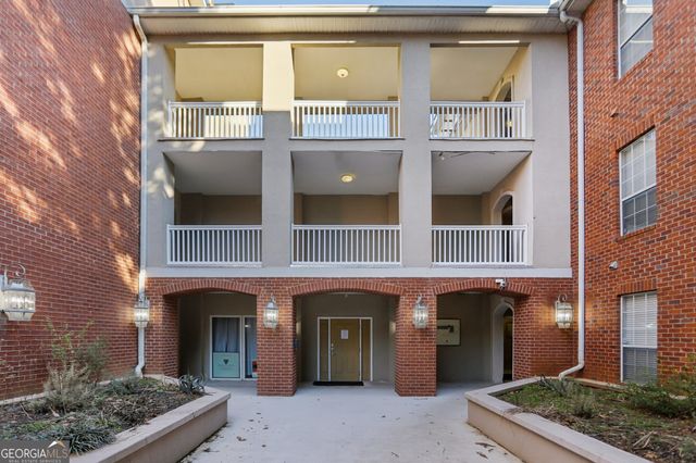 5641 Roswell Road 201, Atlanta, GA 30342