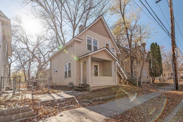 2219 29th Avenue N, Minneapolis, MN 55411
