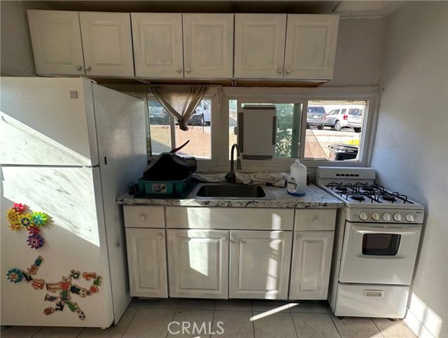 6141 Toltec, Los Angeles, CA 90042