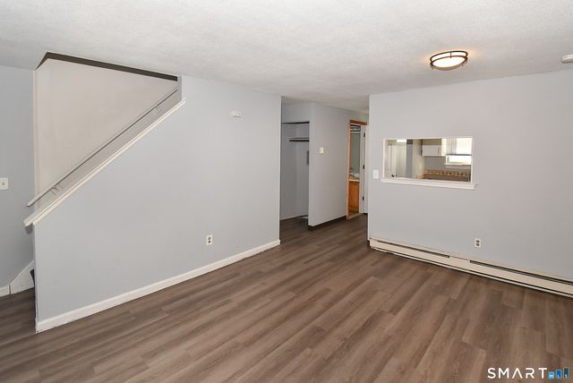 16 Seymour Road 21C, East Granby, CT 06026