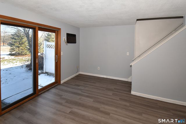 16 Seymour Road 21C, East Granby, CT 06026