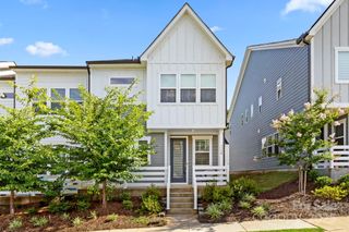 134 Berkeley Avenue E, Mooresville, NC 28117