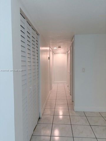 3100 Riverside Dr 103, Coral Springs, FL 33065