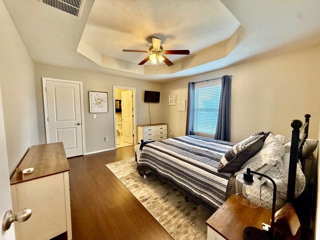 900 S Natalie Avenue, Springfield, MO 65802