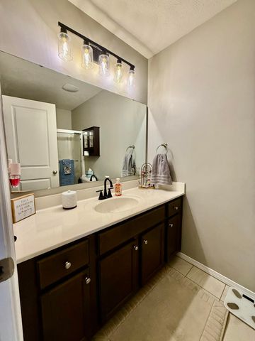 900 S Natalie Avenue, Springfield, MO 65802