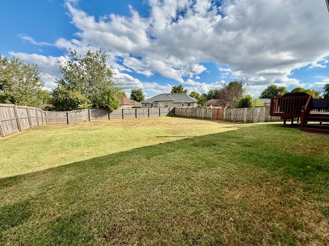 900 S Natalie Avenue, Springfield, MO 65802