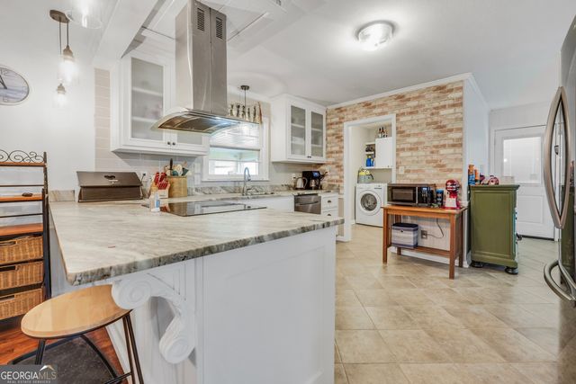 105 Pine Street, Barnesville, GA 30204
