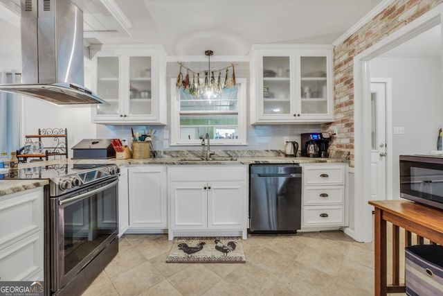 105 Pine Street, Barnesville, GA 30204