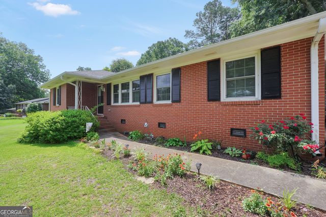 105 Pine Street, Barnesville, GA 30204