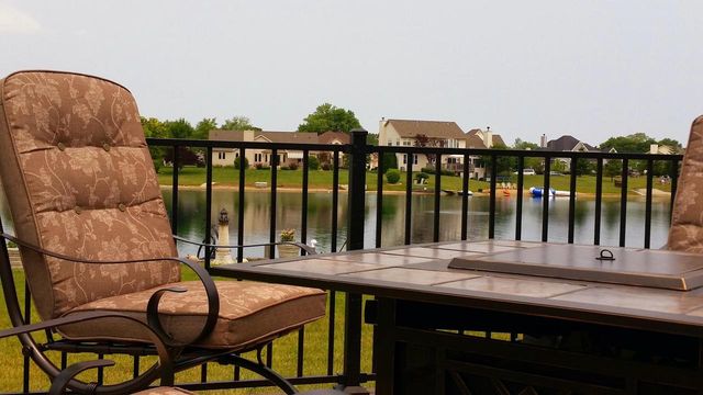 3212 E Lindy LANE, Oak Creek, WI 53154