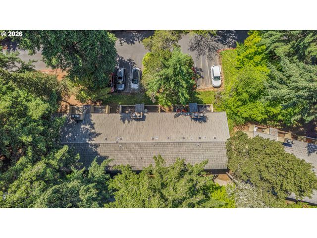 58 CERVANTES Cir 8D, Lake Oswego, OR 97035