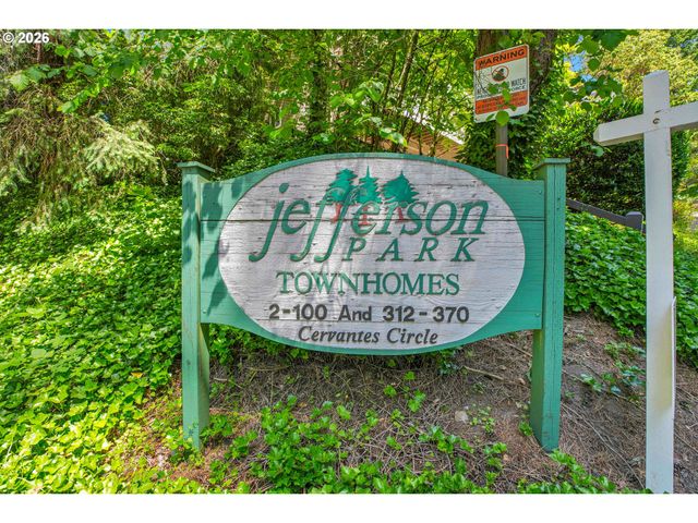 58 CERVANTES Cir 8D, Lake Oswego, OR 97035